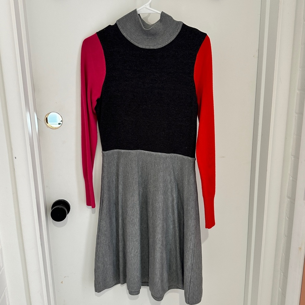 Colorblock Lightweight Sweater Dress